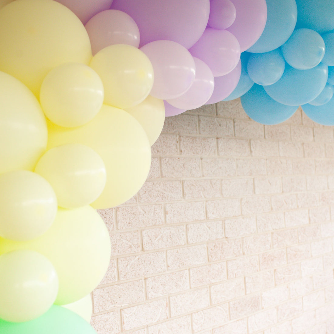 DIY Balloon Garland Tutorial & FAQs