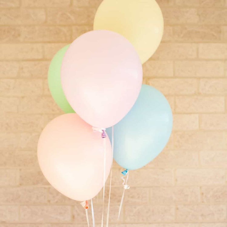 Balloon Bunches – The Perfect Party Decoration