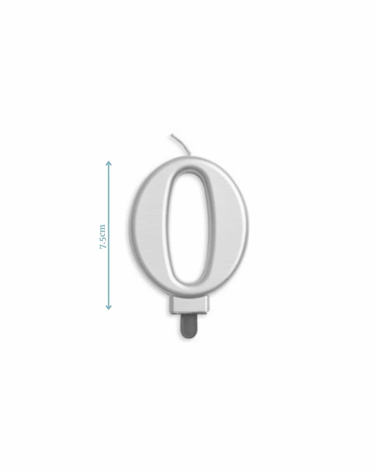 Silver number "0" candle, measuring 7.5 cm tall, with a smooth finish and a small base for stability.
