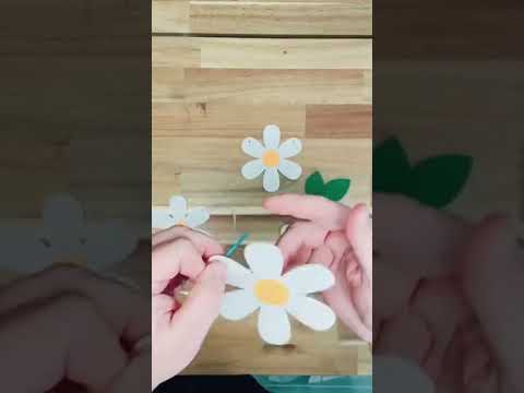 
            
                Load and play video in Gallery viewer, White Daisy Flower Banner
            
        