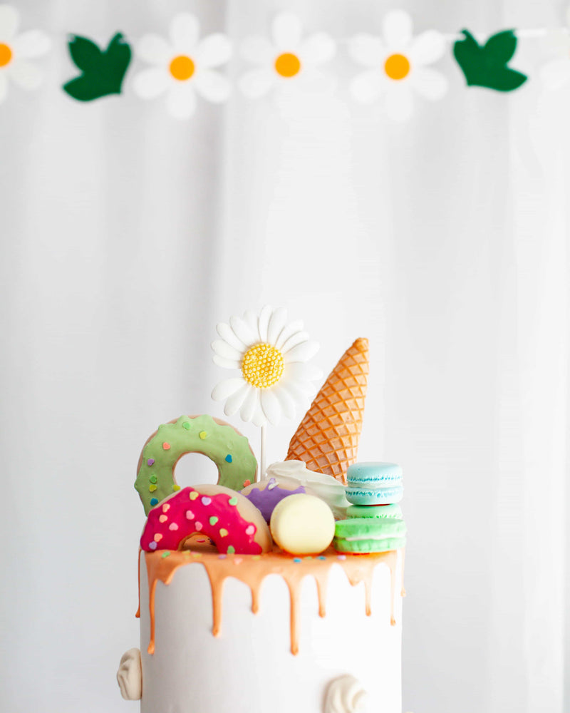
            
                Load image into Gallery viewer, Daisy Flower Cake Topper - A Little Whimsy
            
        