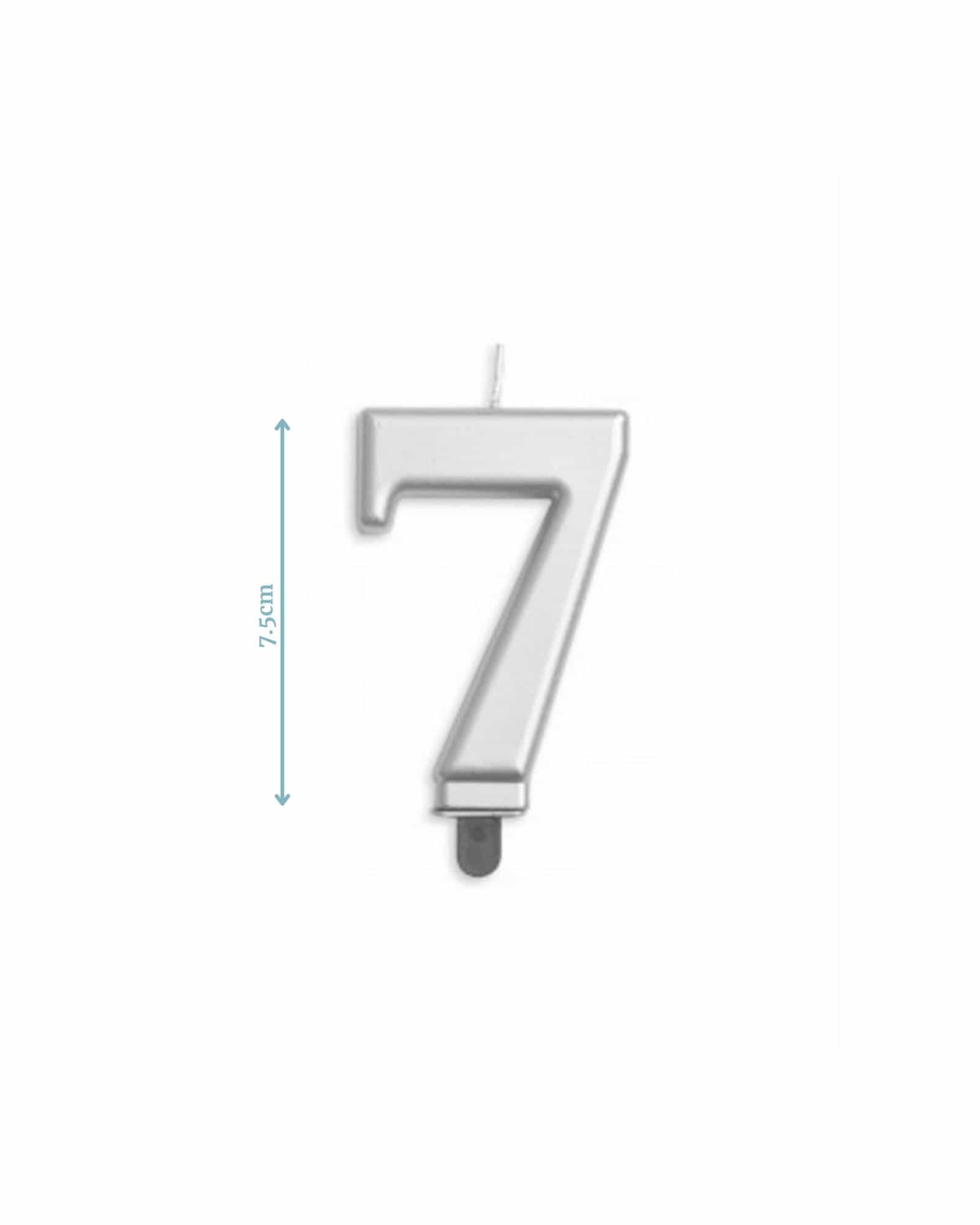 Silver number 7 candle measuring 7.5 cm in height, featuring a sleek, modern design with a white finish.